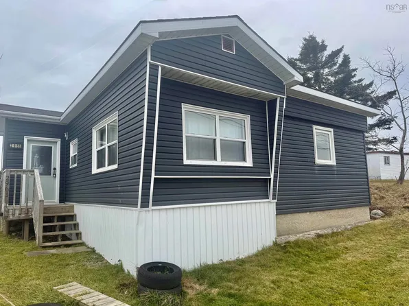 2961 Main St, Clark's Harbour, NS B0W 1P0