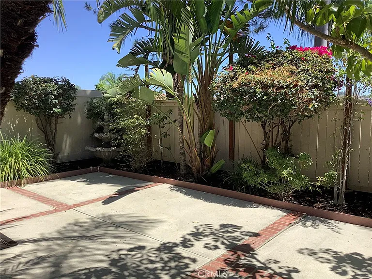 932 S Lone Pine Ln — Photo 18
