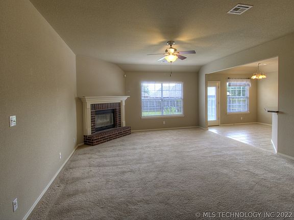 4th image of 5015 S 196th East Ave
