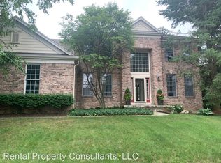 1436 Crystalaire Ct SE, Caledonia, MI