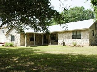 1505 Old McDade Rd, Elgin, TX 78621