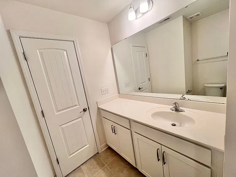 4426 Lord Joseph Ct — Photo 17