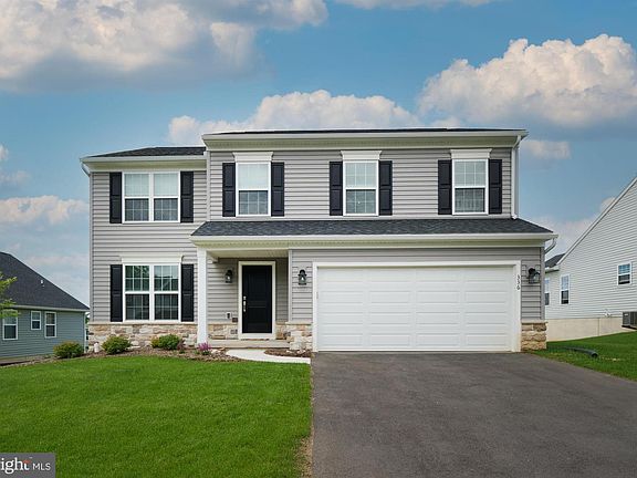 2nd image of 336 Old Ivy Dr