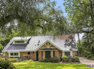 530 Castle Kirk Dr, Baton Rouge, LA 70808