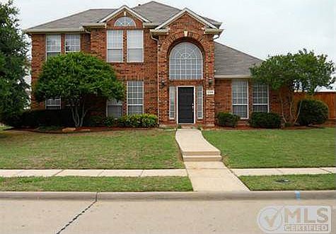 3rd image of 12104 Wildwood Ln