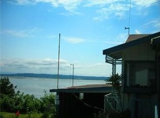 1310 Juniper Beach Rd, Camano Island, WA 98282