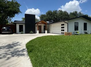 3123 Longbow Ct, Dallas, TX 75229