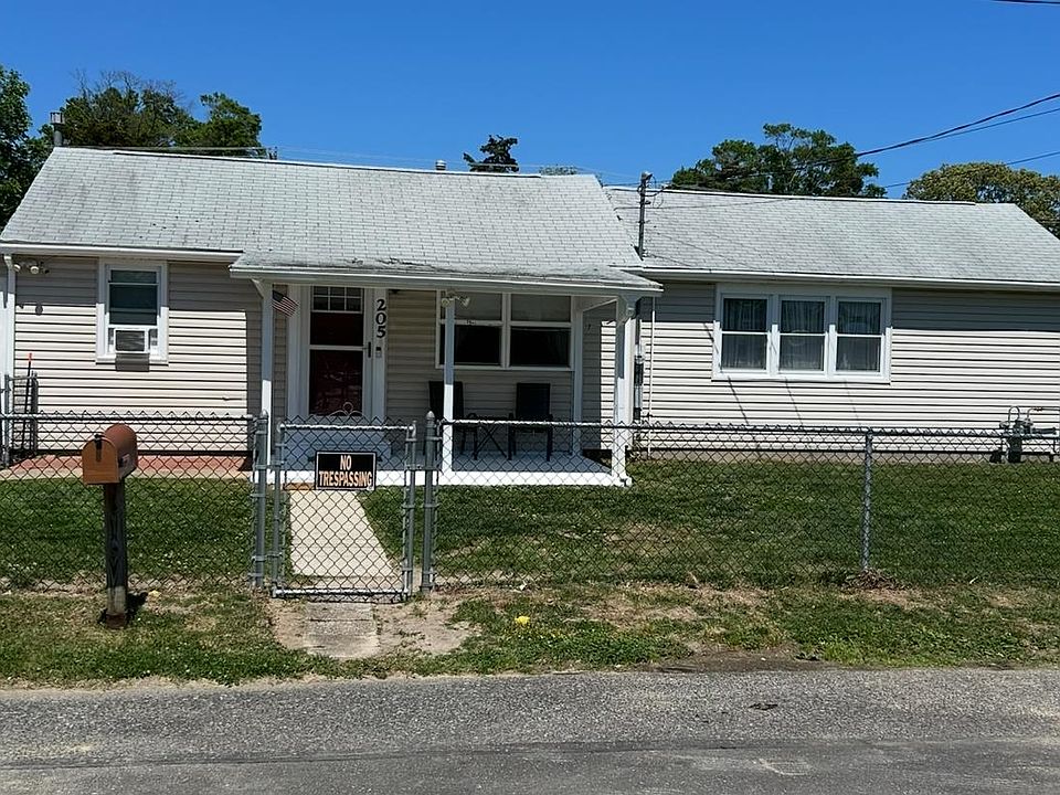 1st image of 205 Bentz Ave