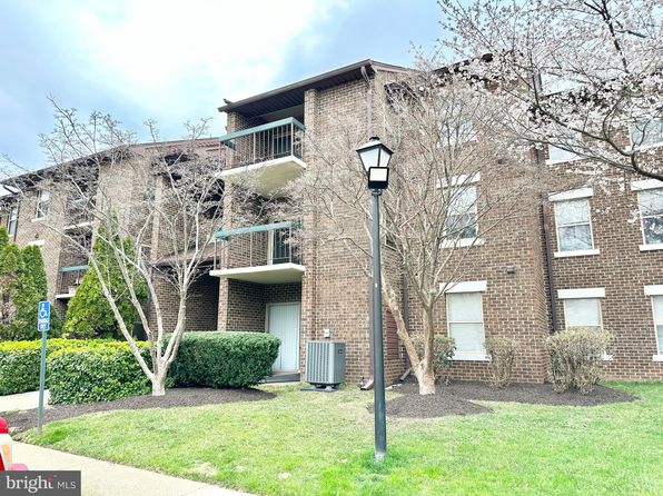 7917 Coriander Dr APT 202