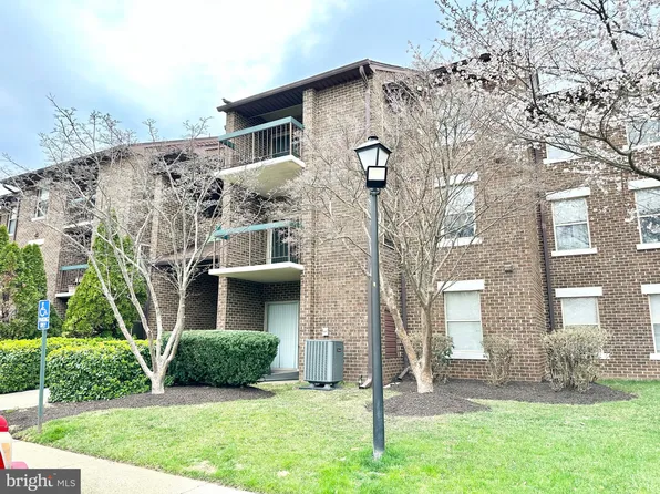 7917 Coriander Dr APT 202, Gaithersburg, MD 20879