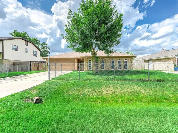 12930 Dakar Dr, Houston, TX 77065