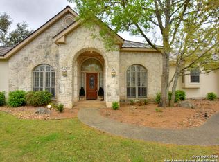 8852 Rolling Acres Trl, Fair Oaks Ranch, TX 78015