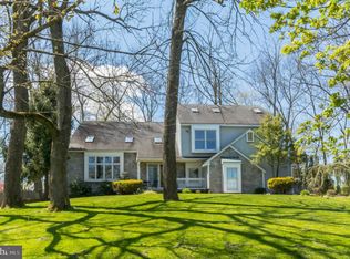 24 Douglass Rd, Lansdale, PA 19446