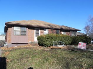 1029 SW Kings Cross Rd, Blue Springs, MO 64014