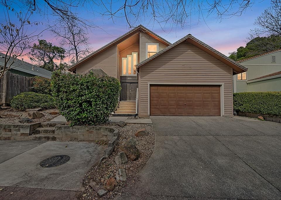 1st image of 555 Peach Ln