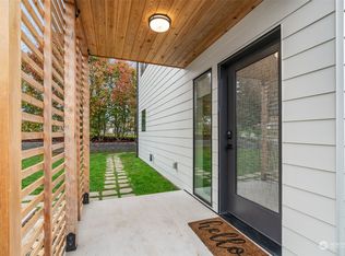 1105 SW Henderson St, Seattle, WA 98106