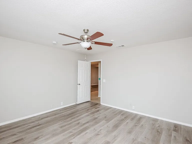 8420 Ranch Hand Trl — Photo 10