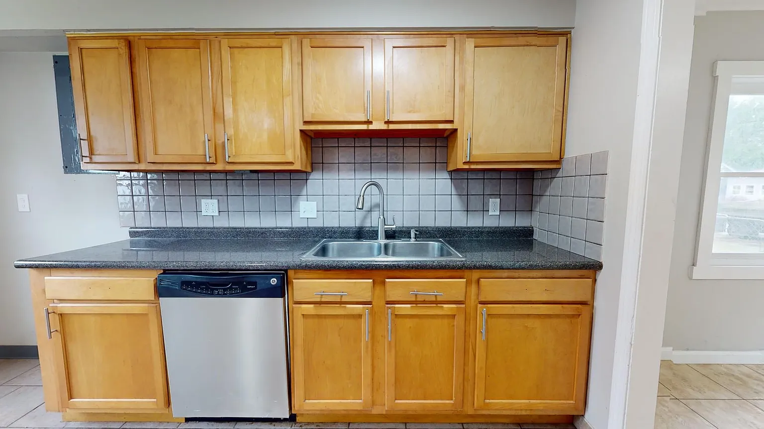 12015 Lena Ave photo 1