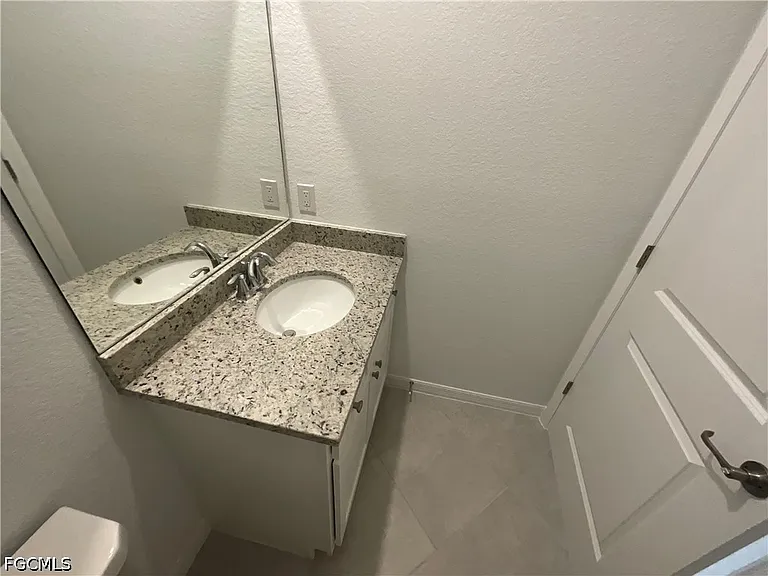 14570 Palamos Cir — Photo 26