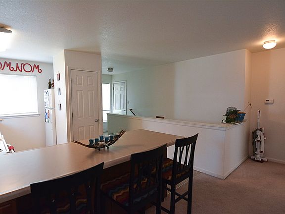 2nd image of 1309 Newfoundland Dr