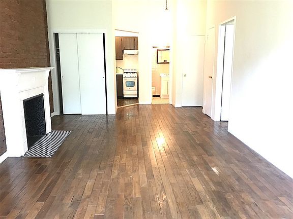 3rd image of 52 W 87th St APT 3B