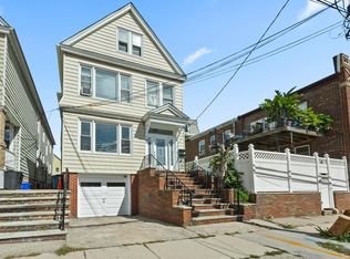 7 Edwards Ct, Bayonne, NJ 07002
