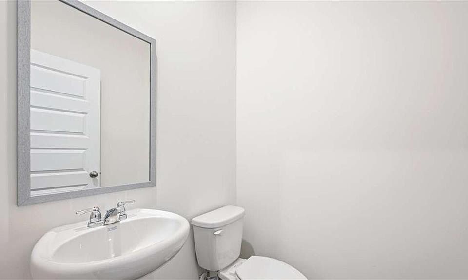 1st image of 1300 Aura Ln