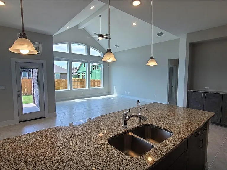 2116 Palmera Ridge Blvd — Photo 5