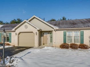 17 Mel Ron Ct, Carlisle, PA 17015