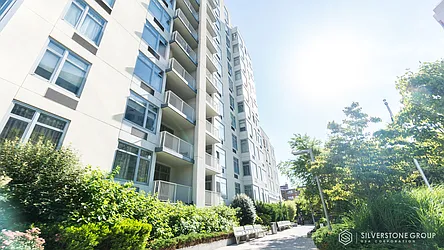 Sold by Silverstone Group USA Corp.