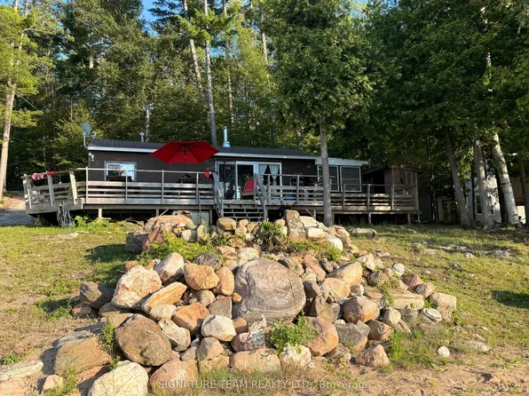 368B Rocky Point Dr, Bonnechere Valley, ON K0J 2A0