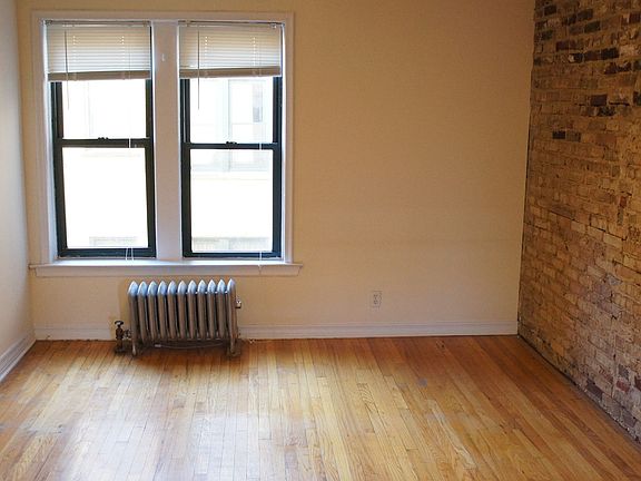 2nd image of 2330 N Spaulding Ave #823