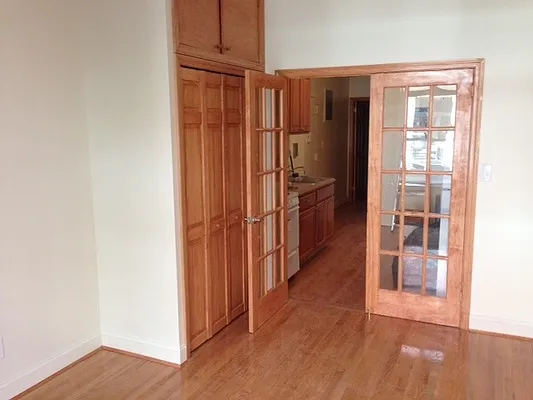 Rented by Warren T Real Estate Corp. | media 14