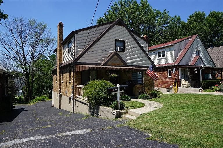 2nd image of 3913 Washington Ave