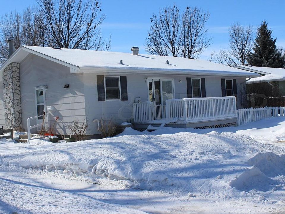 2nd image of 702 Central Plains Ct