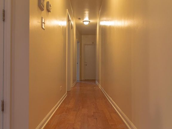 4th image of 1514 S Avers Ave APT 2N