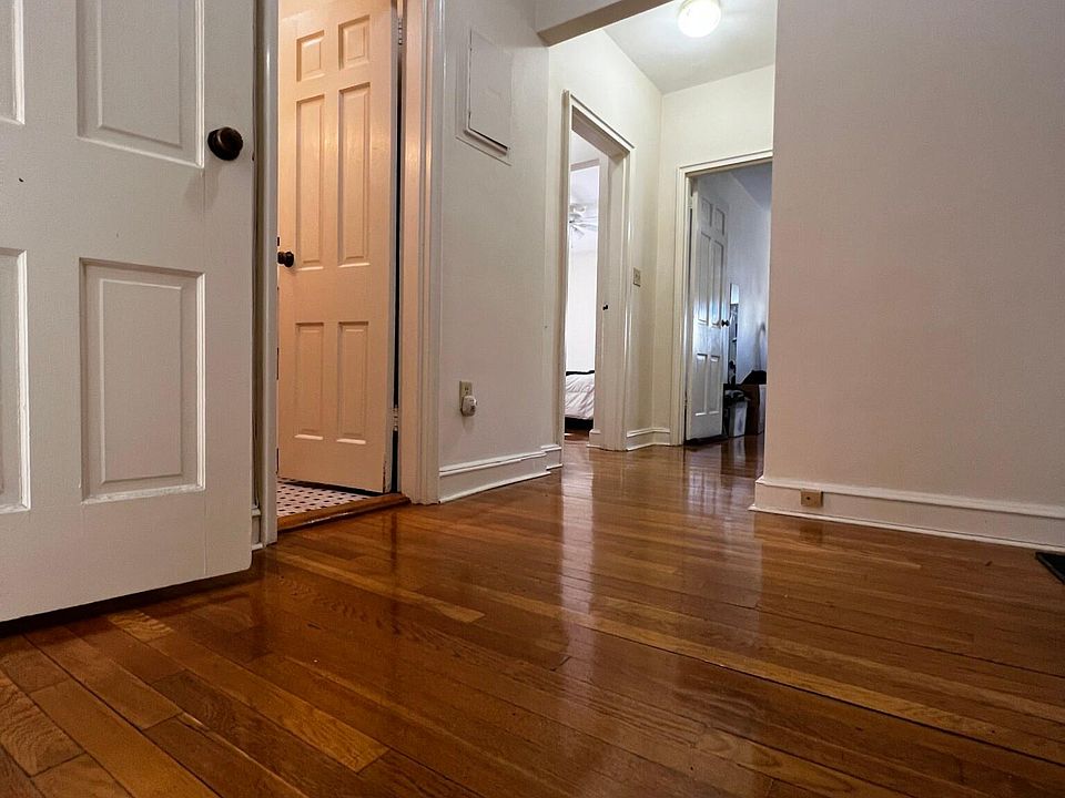 1st image of 87 Longwood Ave #3