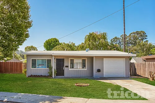 2306 Tennent Ct Photo 1