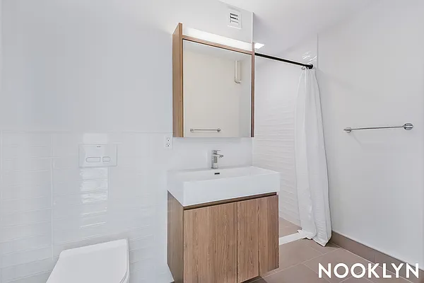 Rented by Nooklyn NYC LLC | media 60