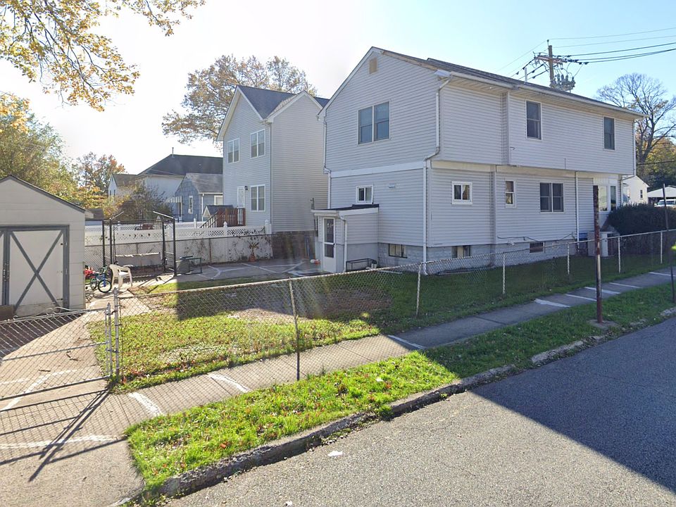 2nd image of 40 Hillcrest Ave