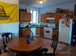 523 Harvard St #1, Brookline, MA 02446