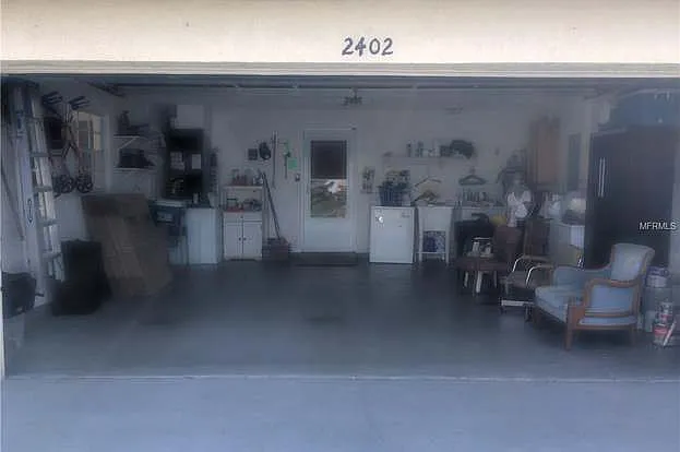 2402 Knightsbridge Blvd — Photo 32