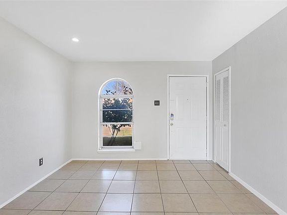 2nd image of 4017 Salem Dr
