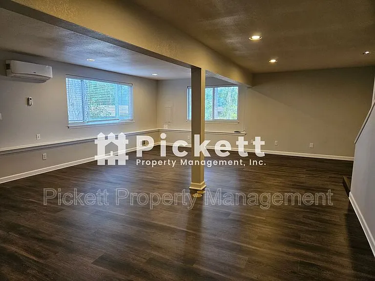 290 Tahuyeh Pl W — Photo 10