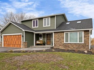 386 Crosby Ln, Rochester, NY 14612