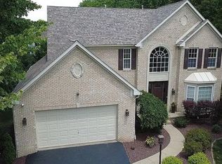 3283 Hidden Brooke Ct, New Castle, PA 16105