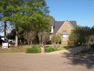 1st image of 2838 Levee Oaks E