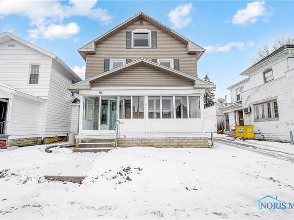 211 W Center St, Fostoria, OH 44830