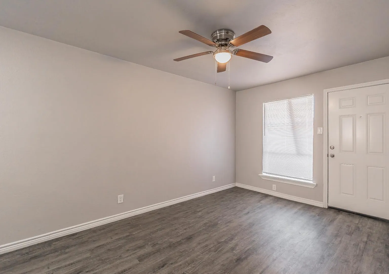 4417 E US 80 Frontage Rd. - 103 — Photo 3
