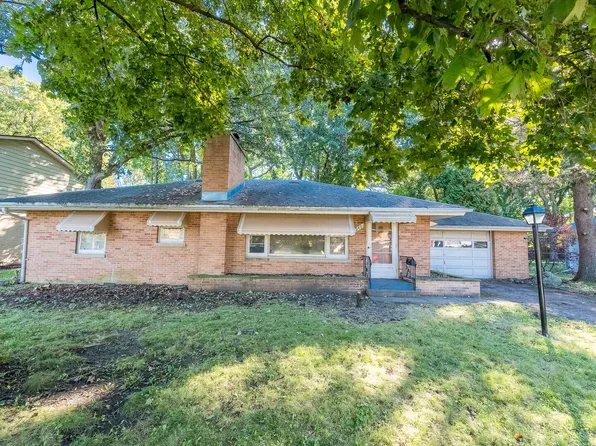1949 Hickory St, Waukegan, IL 60087
